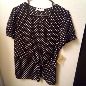 🌺🌺 Tiffany & Grey Black & White Polka Dot Blouse